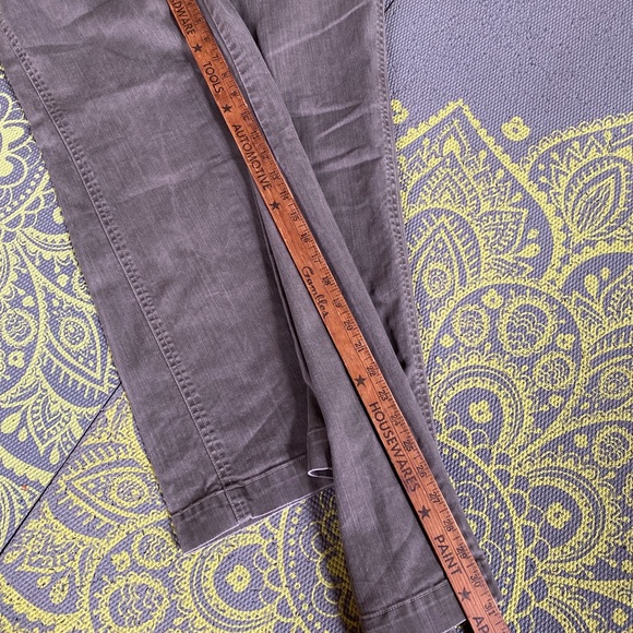 Kuhl pants jeans women’s brown gray mushroom NWOT back pockets flair size 8 10 - Picture 8 of 12